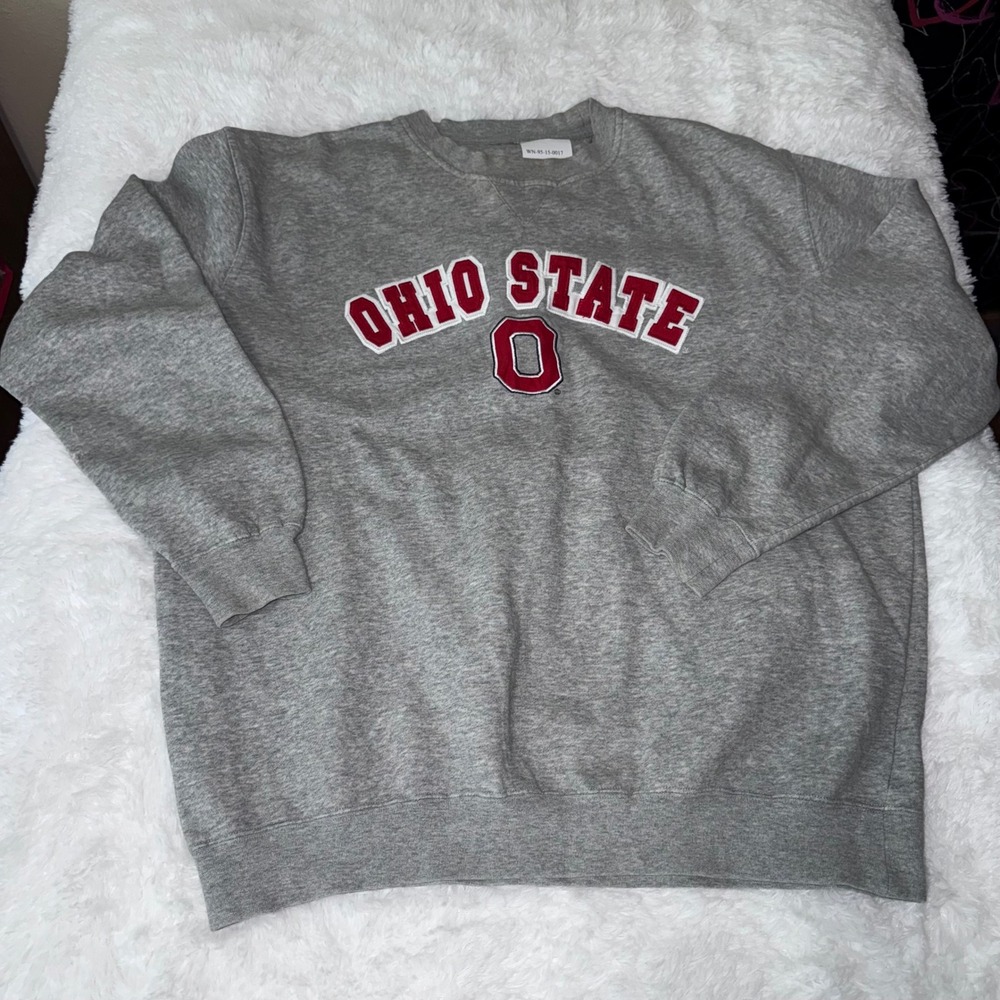 Ohio State Buckeyes NCAA Embroidered Gray Crewneck Sweatshirt Pullover